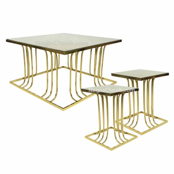 میز جلومبلی پایه فلزی ستونی مربع کد M0023 با رنگ طلایی فورتیک و استیل (صفحه MDF و شیشه ای)